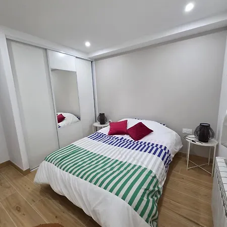 Annecy, Bel Appartement Tres Cosy Avec 2 Chambres Et Une Grande Terrasse Lägenhet *
